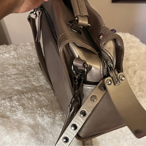 Sharif - Picture 6 of 6